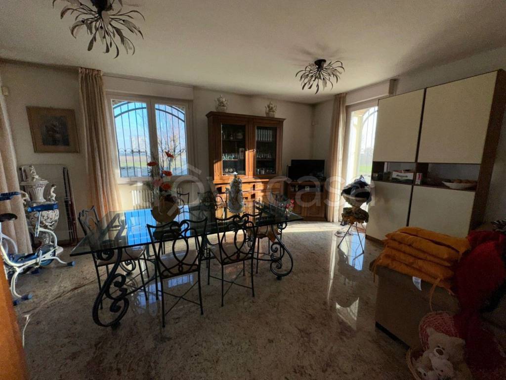 casa indipendente in vendita a Forlì in zona Ospedaletto