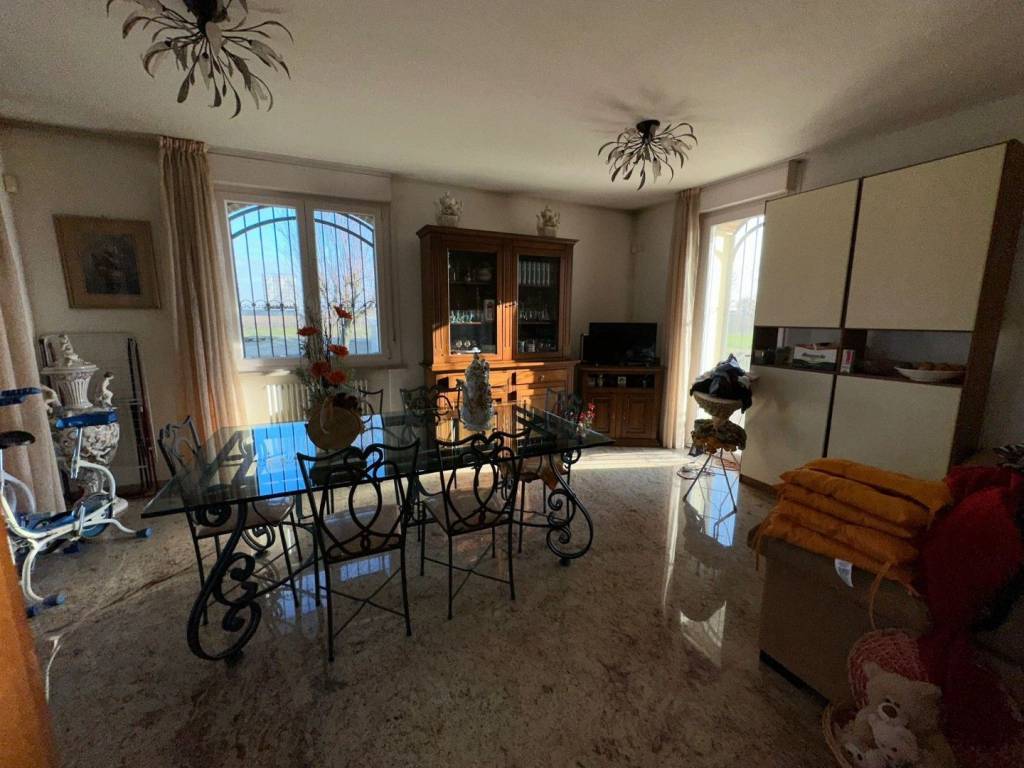 casa indipendente in vendita a Forlì in zona Ospedaletto