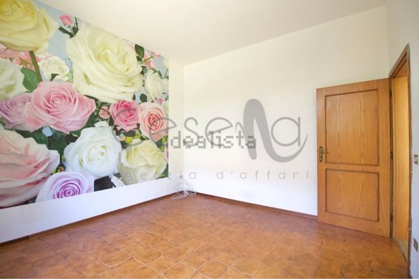 casa indipendente in vendita a Forlì