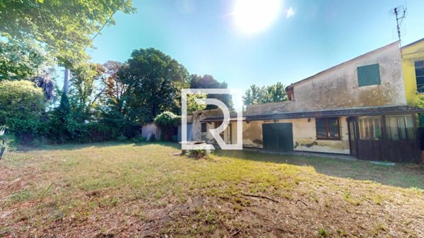casa indipendente in vendita a Forlì in zona San Martino di Villafranca