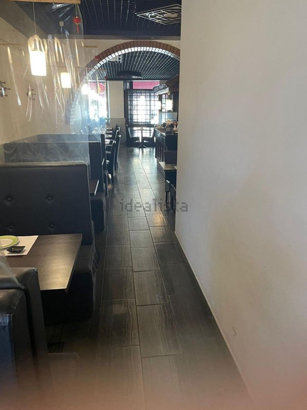 negozio in vendita a Forlì in zona Centro Storico