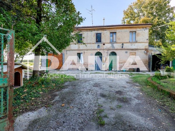 casa indipendente in vendita a Forlì in zona Roncadello