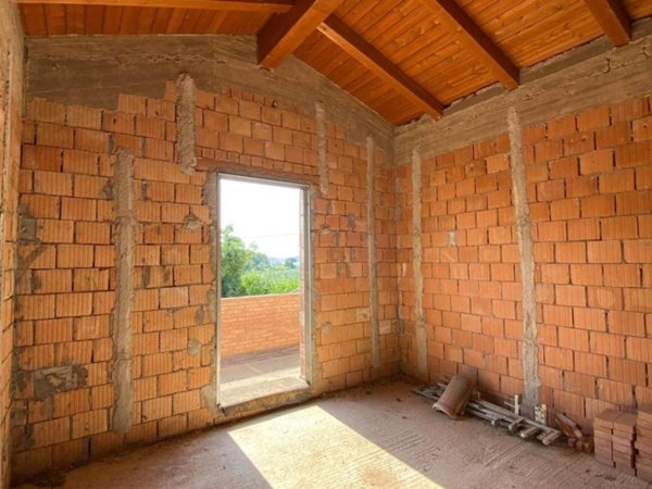 casa indipendente in vendita a Forlì in zona Ravaldino in Monte