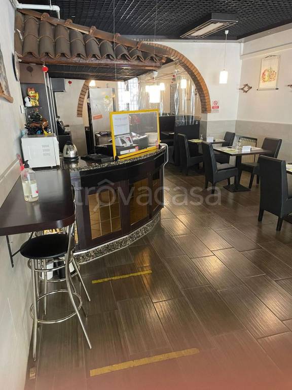 negozio in vendita a Forlì in zona Centro Storico