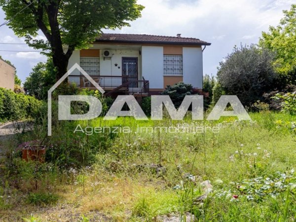 casa indipendente in vendita a Forlì in zona Romiti