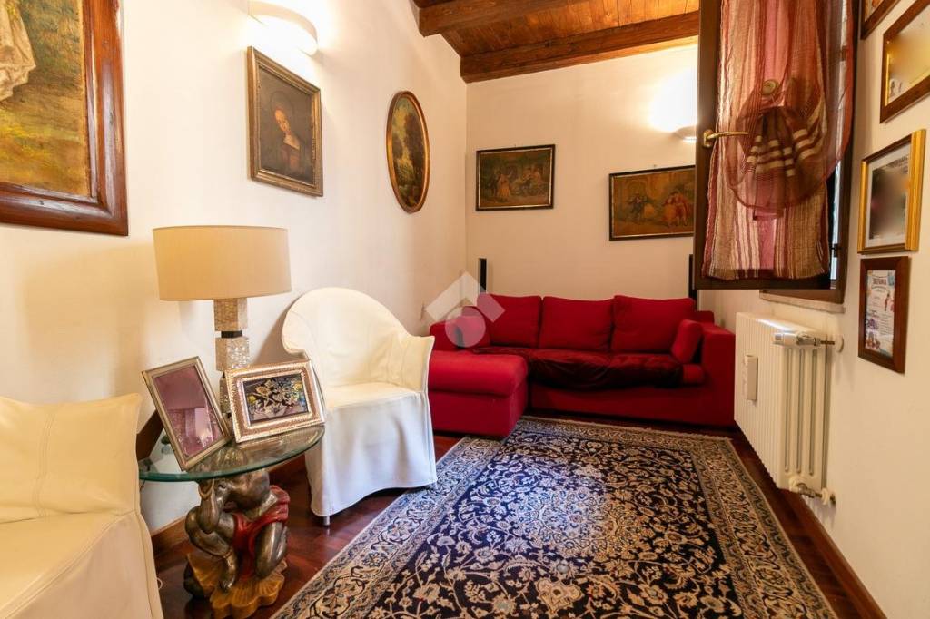 appartamento in vendita a Forlì in zona Centro Storico