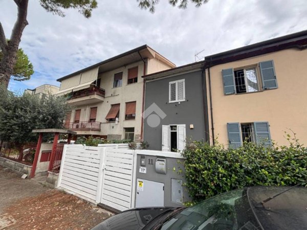 casa indipendente in vendita a Forlì in zona Cà Ossi