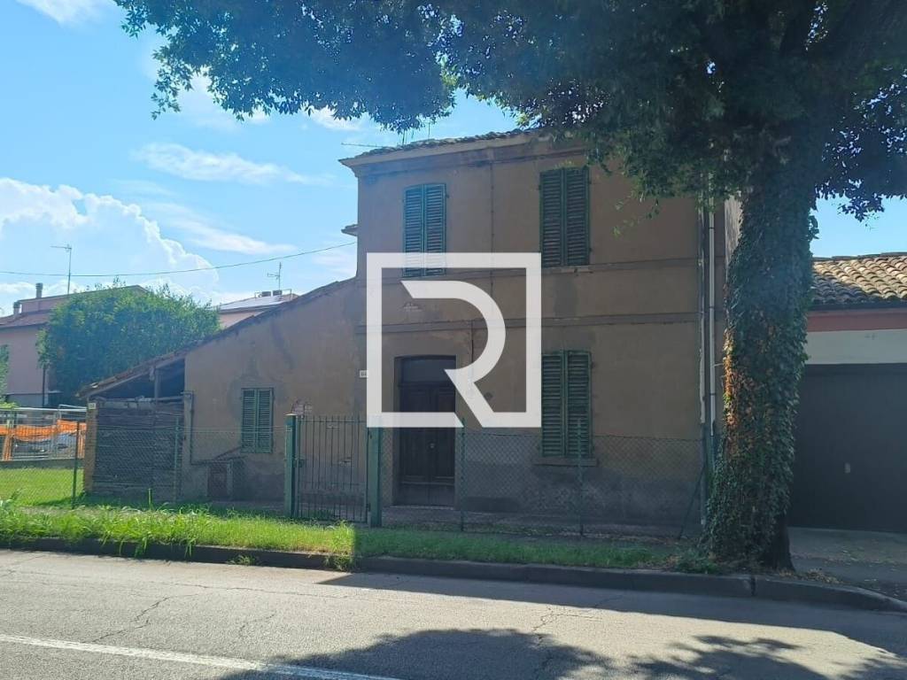 casa indipendente in vendita a Forlì in zona Ronco