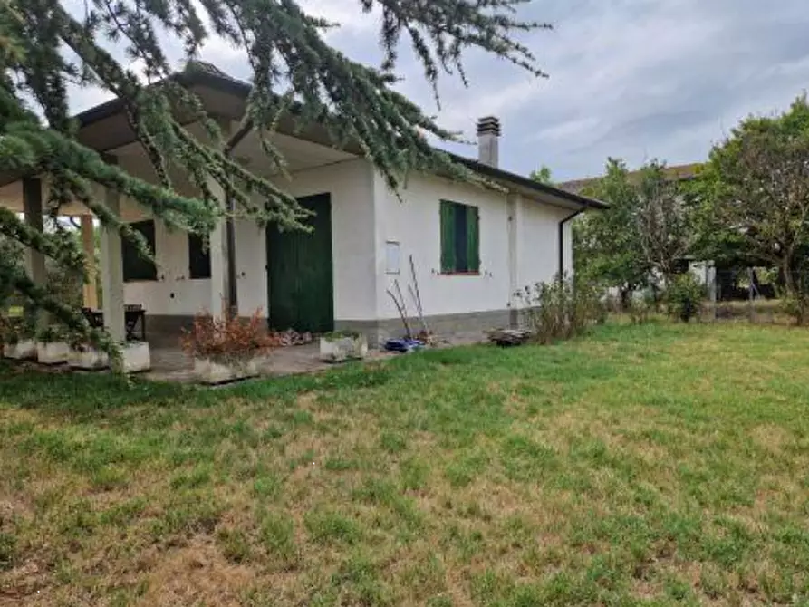 casa indipendente in vendita a Forlì