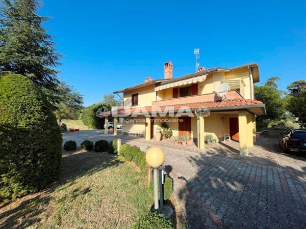 casa indipendente in vendita a Forlì in zona Villagrappa