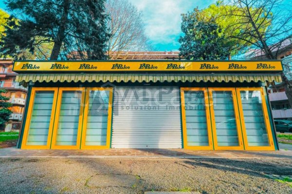 negozio in vendita a Forlì in zona Centro Storico