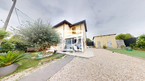 casa indipendente in vendita a Forlì in zona Barisano