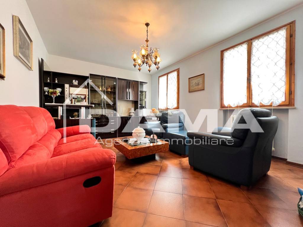 casa indipendente in vendita a Forlì in zona Coriano