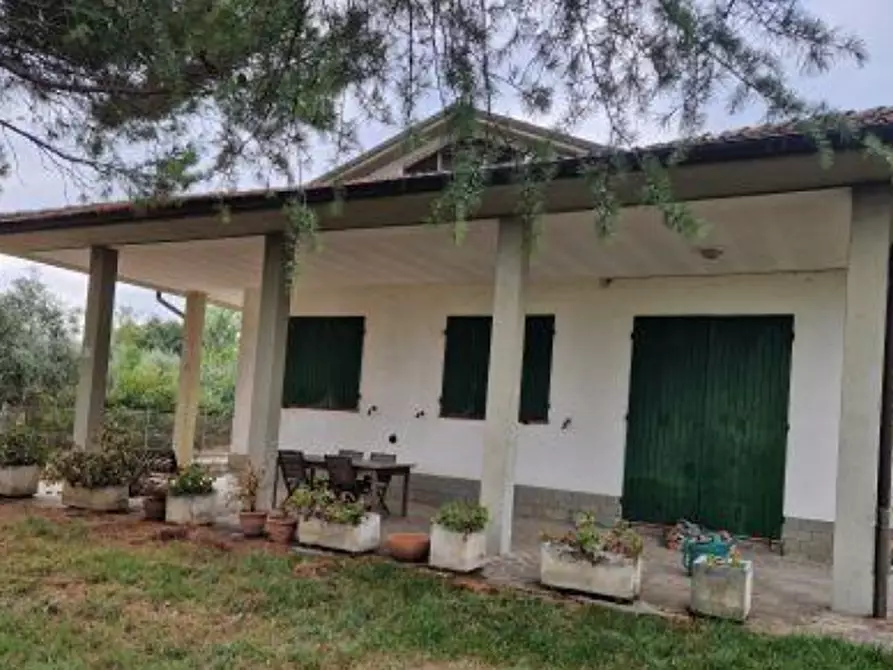 casa indipendente in vendita a Forlì in zona Carpena
