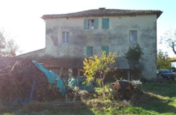 casa indipendente in vendita a Forlì in zona Bagnolo