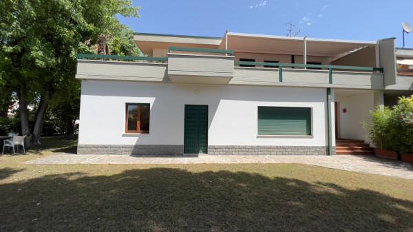 casa indipendente in vendita a Forlì