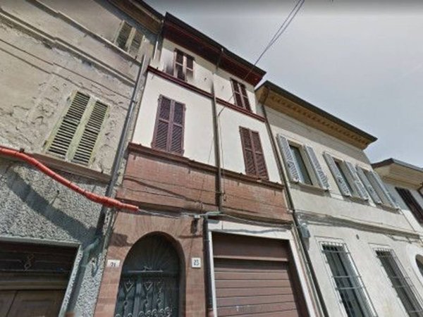 casa indipendente in vendita a Forlì in zona Centro Storico