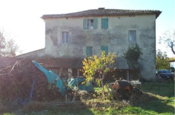 casa indipendente in vendita a Forlì in zona Bagnolo
