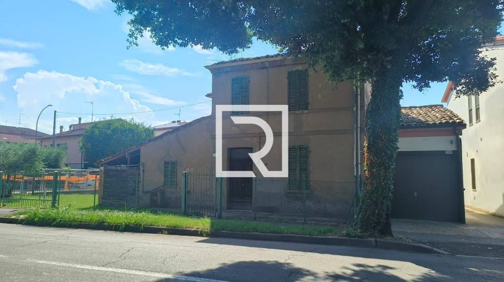 casa indipendente in vendita a Forlì in zona Ronco
