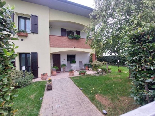 casa indipendente in vendita a Forlì in zona Villafranca di Forlì