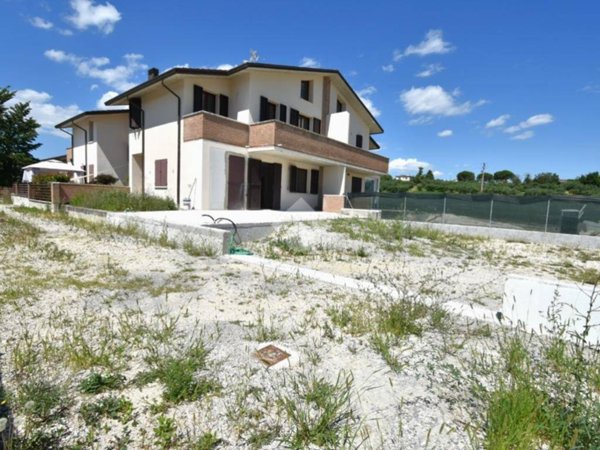 casa indipendente in vendita a Forlì in zona Villagrappa
