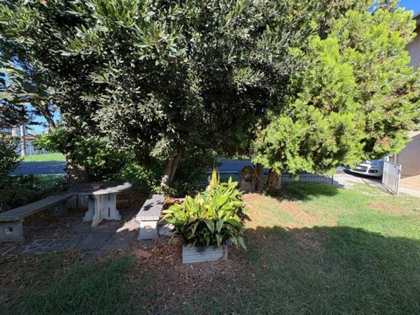 casa indipendente in vendita a Forlì in zona Carpinello
