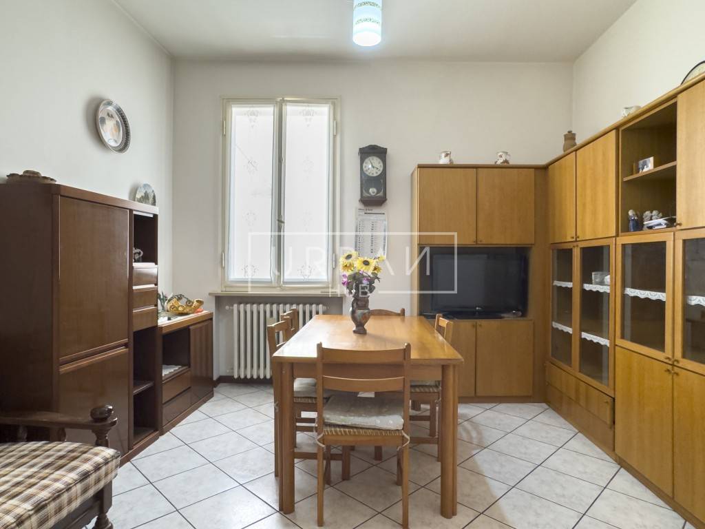 casa indipendente in vendita a Forlì in zona Centro Storico