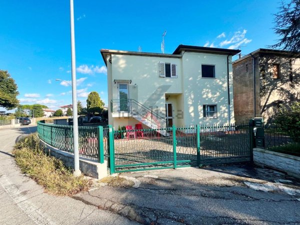 appartamento in vendita a Forlì in zona Villanova