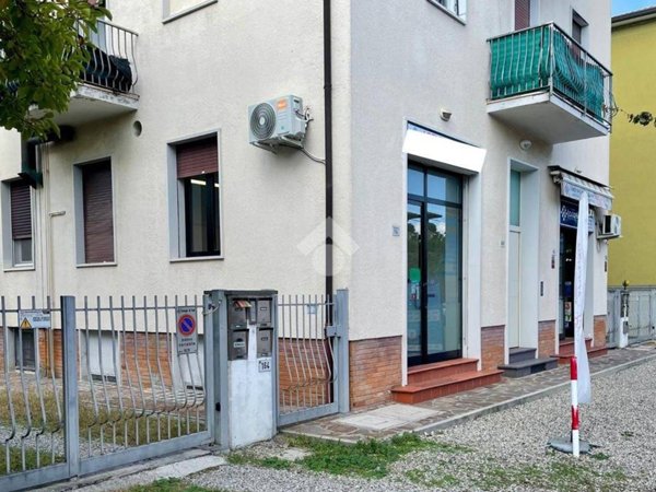 negozio in vendita a Forlì