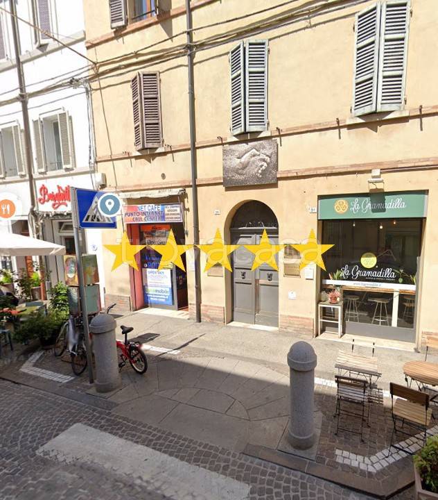appartamento in vendita a Forlì in zona Centro Storico
