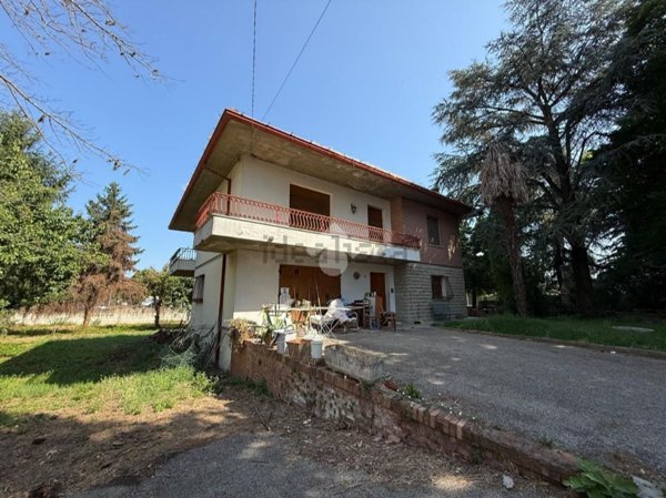 appartamento in vendita a Forlì in zona Vecchiazzano