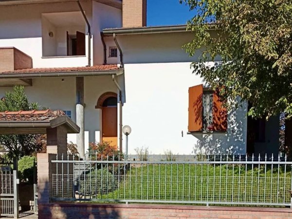 casa indipendente in vendita a Forlì in zona San Lorenzo in Noceto