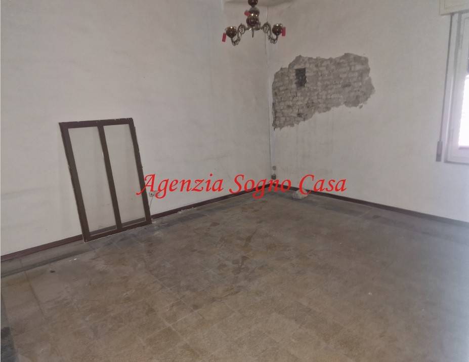 casa indipendente in vendita a Forlì in zona Centro Storico