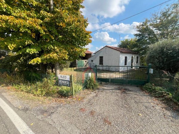 casa indipendente in vendita a Forlì in zona Rovere