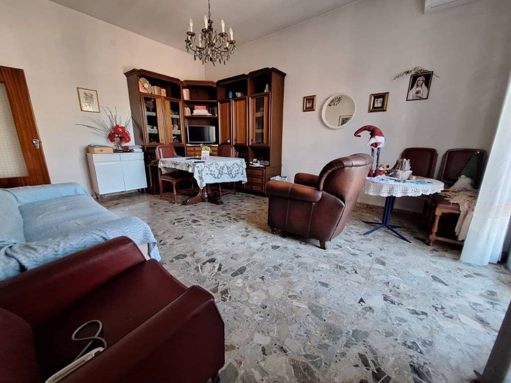 casa indipendente in vendita a Forlì in zona Vecchiazzano