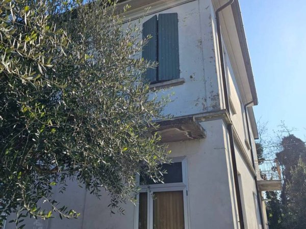 casa indipendente in vendita a Forlì in zona Cà Ossi