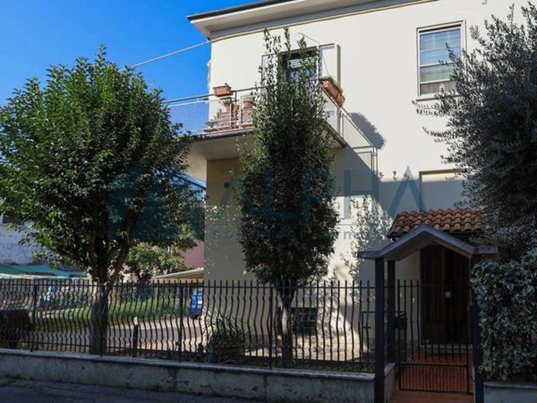appartamento in vendita a Forlì in zona Quattro