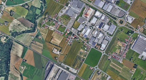terreno edificabile in vendita a Forlì in zona Industriale Selva