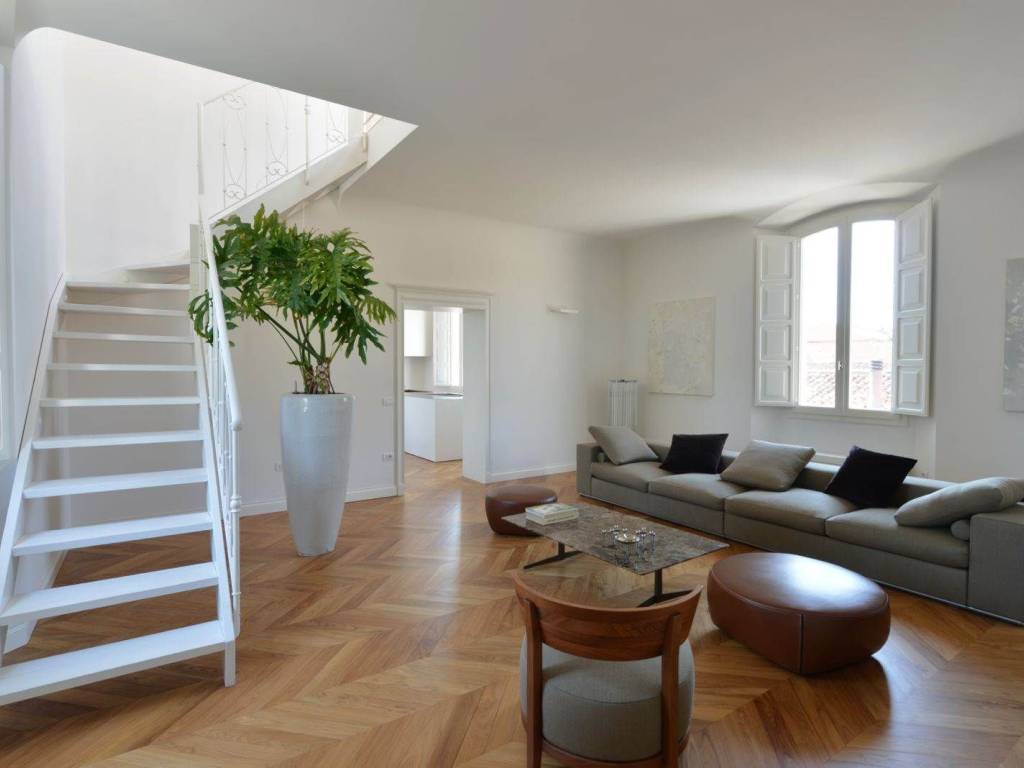 casa indipendente in vendita a Forlì in zona Centro Storico