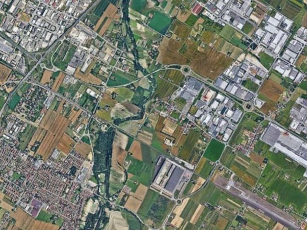 terreno edificabile in vendita a Forlì in zona Industriale Selva