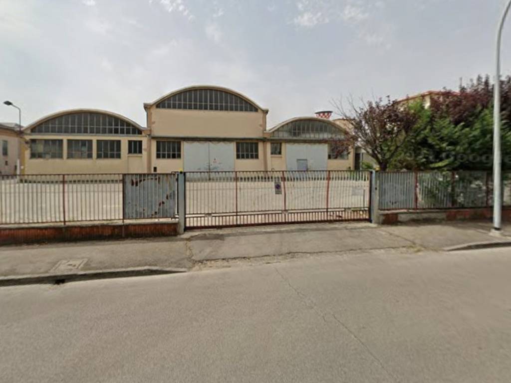 capannone in vendita a Forlì in zona San Benedetto