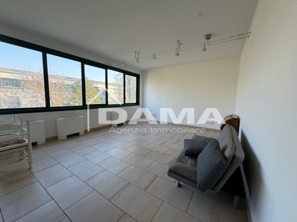 ufficio in vendita a Forlì in zona Coriano