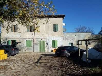 casale in vendita a Forlì in zona Carpinello