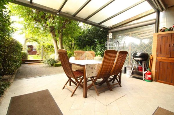 casa indipendente in vendita a Forlì in zona Roncadello