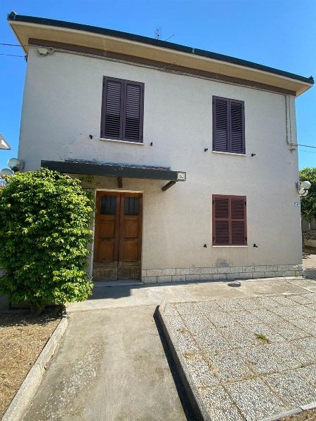 casa indipendente in vendita a Forlì in zona San Giorgio