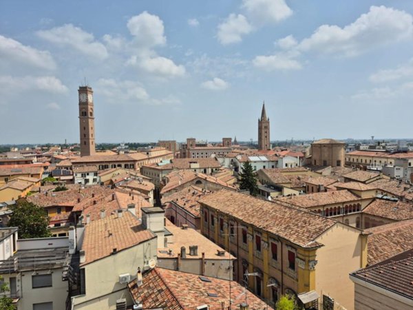 appartamento in vendita a Forlì in zona Centro Storico