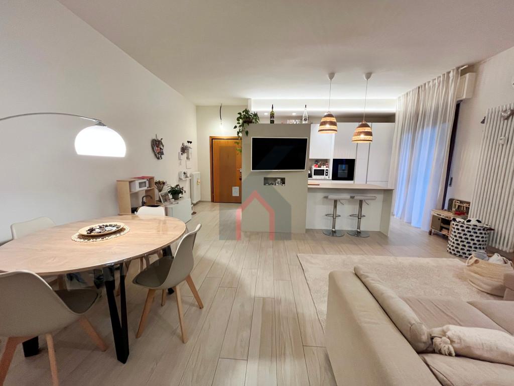 appartamento in vendita a Forlì in zona Cava