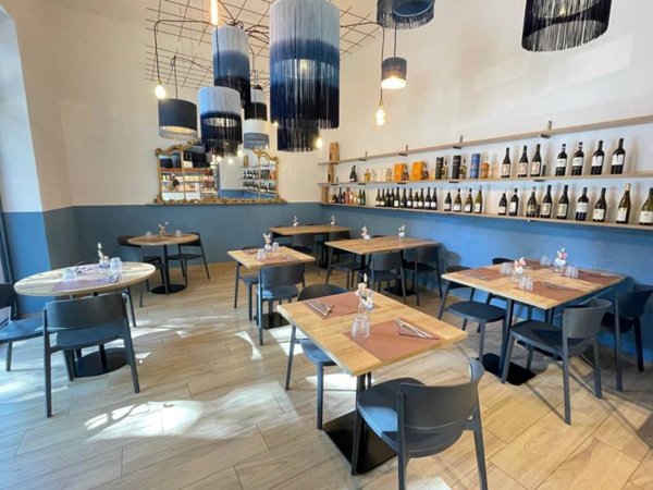 negozio in vendita a Forlì in zona Centro Storico