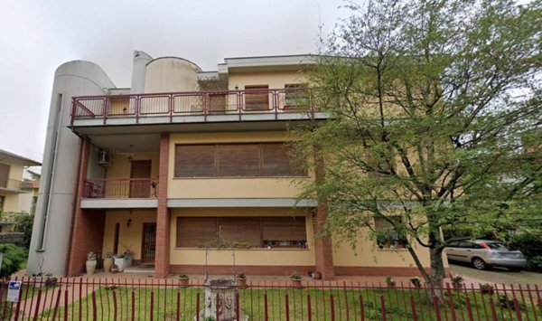 appartamento in vendita a Forlì in zona Quattro