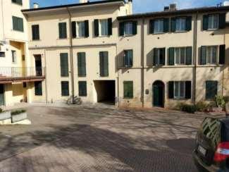 appartamento in vendita a Forlì in zona Cava